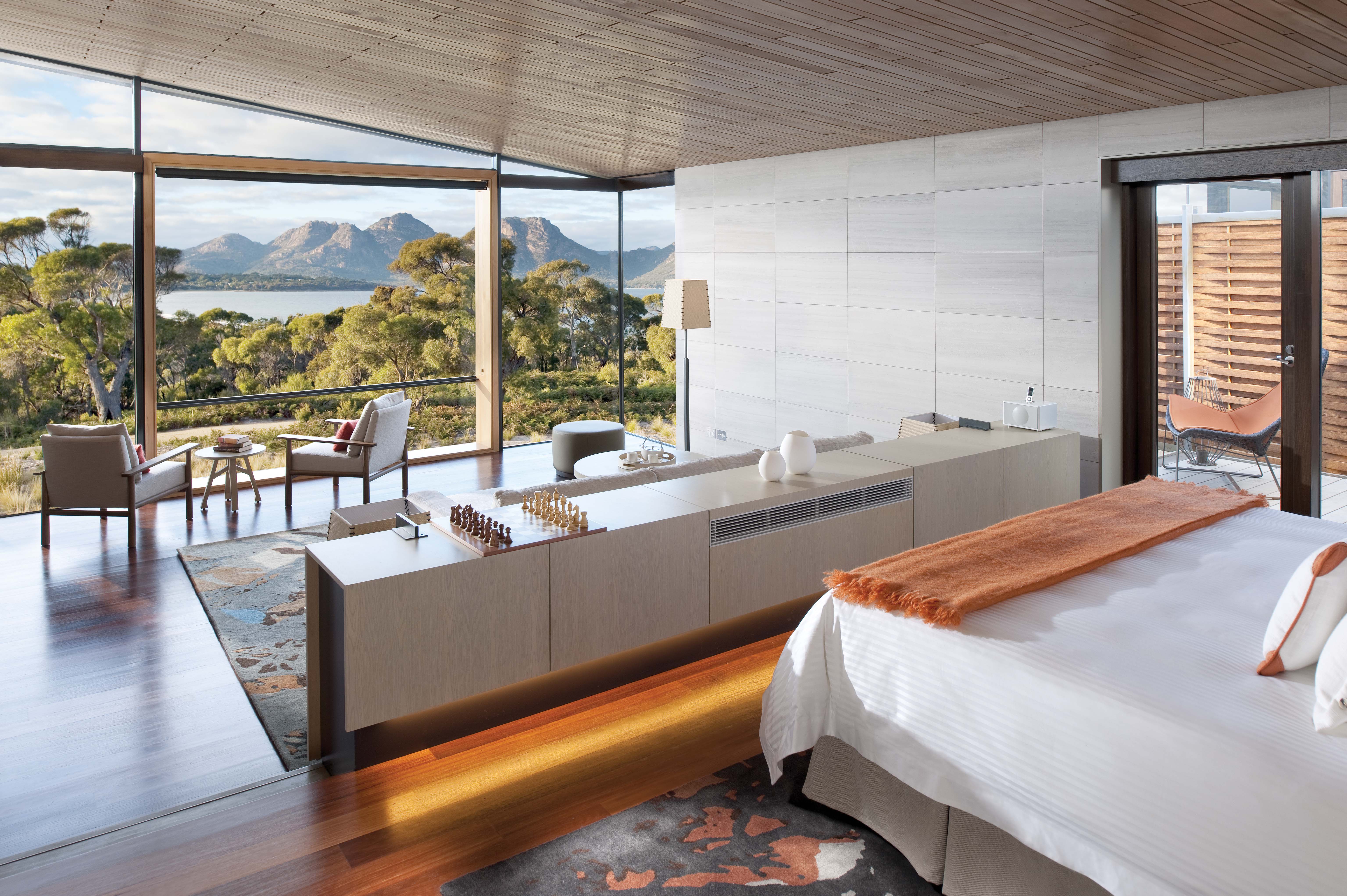 Saffire-Freycinet_Tasmania_Luxury-Suite - Click to view larger version