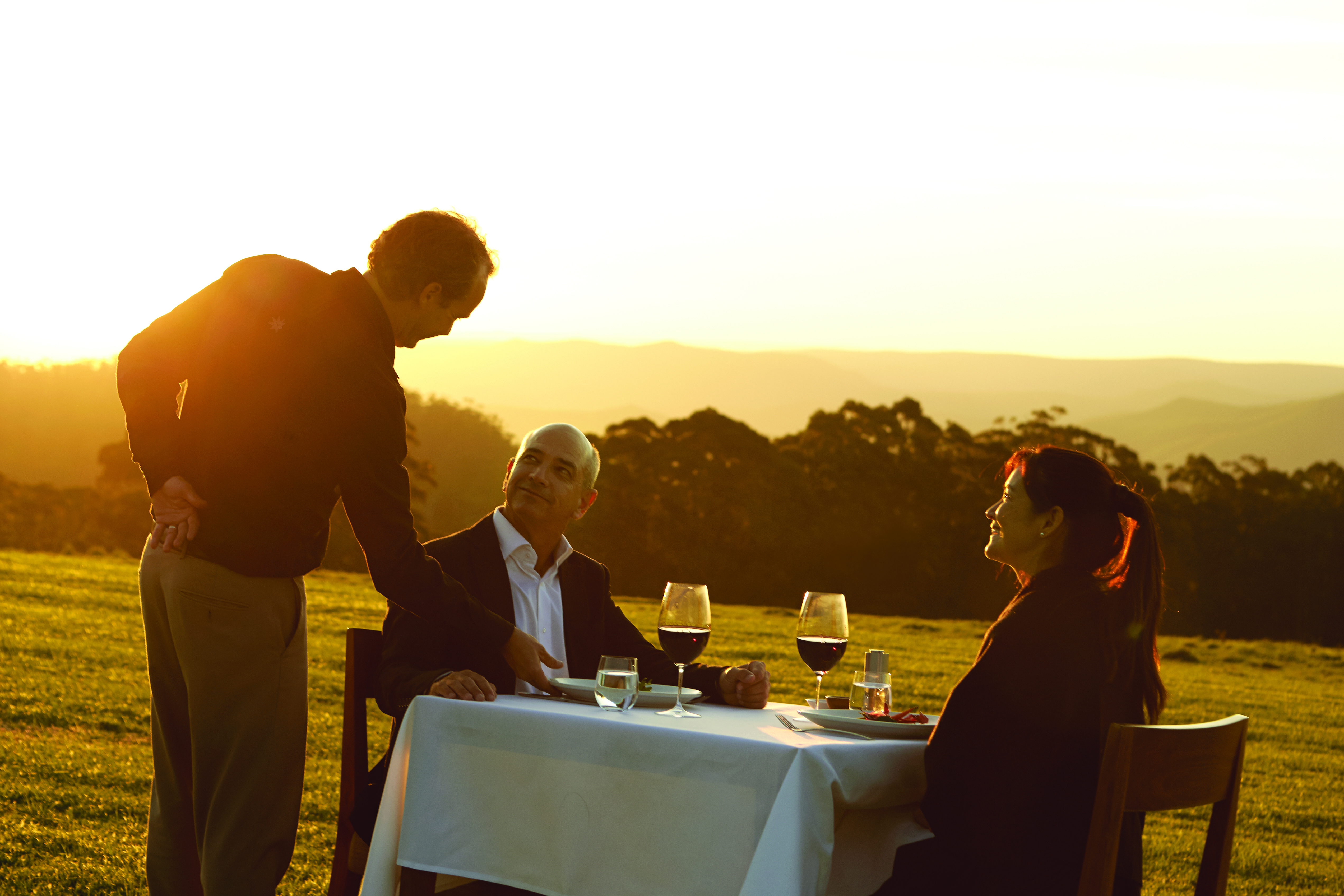 Spicers-Peak-Lodge_Scenic-Rim_Outdoor-dining-sunset - Click to view larger version