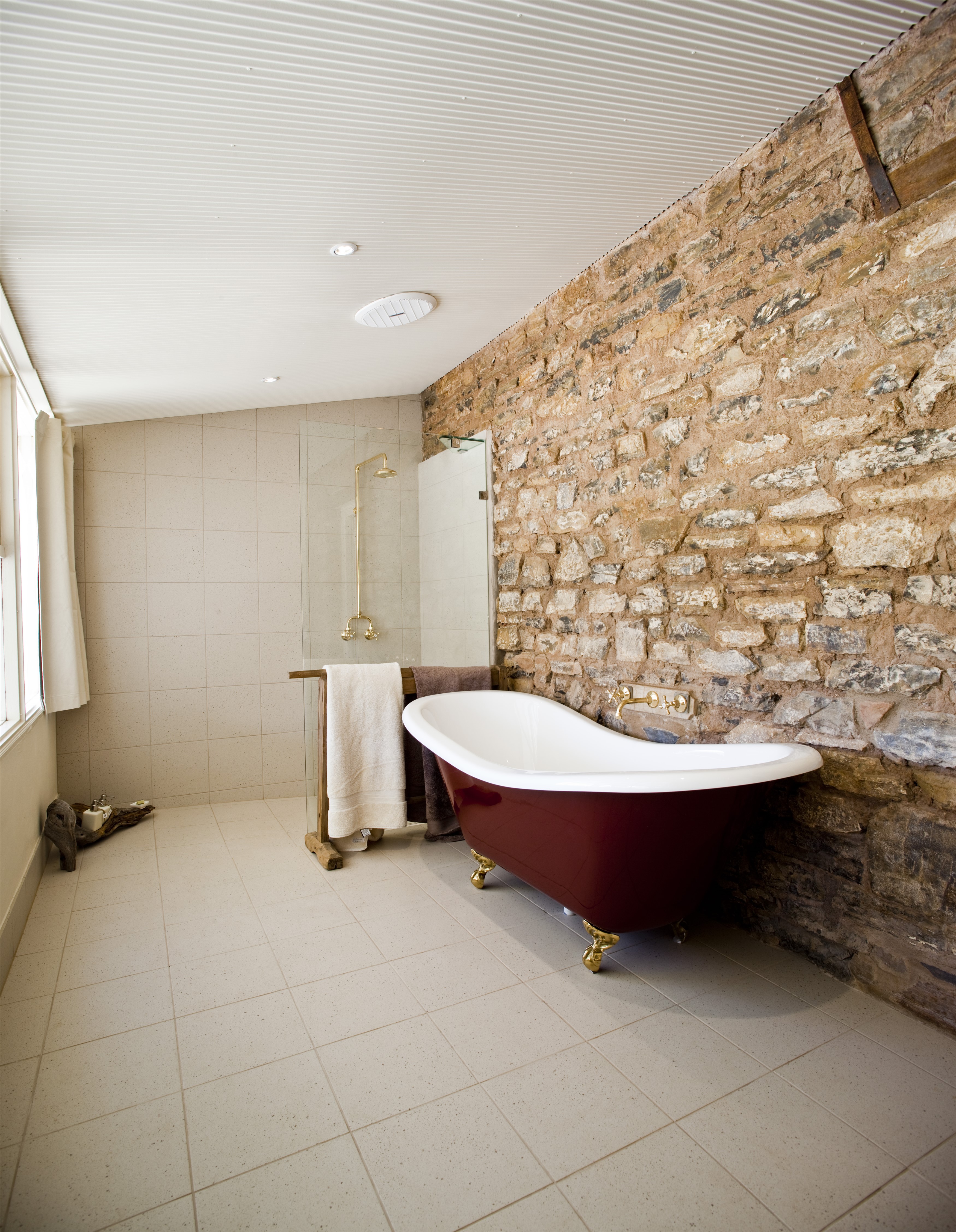Arkaba_Flinders-Ranges_Bathroom-Internal - Click to view larger version