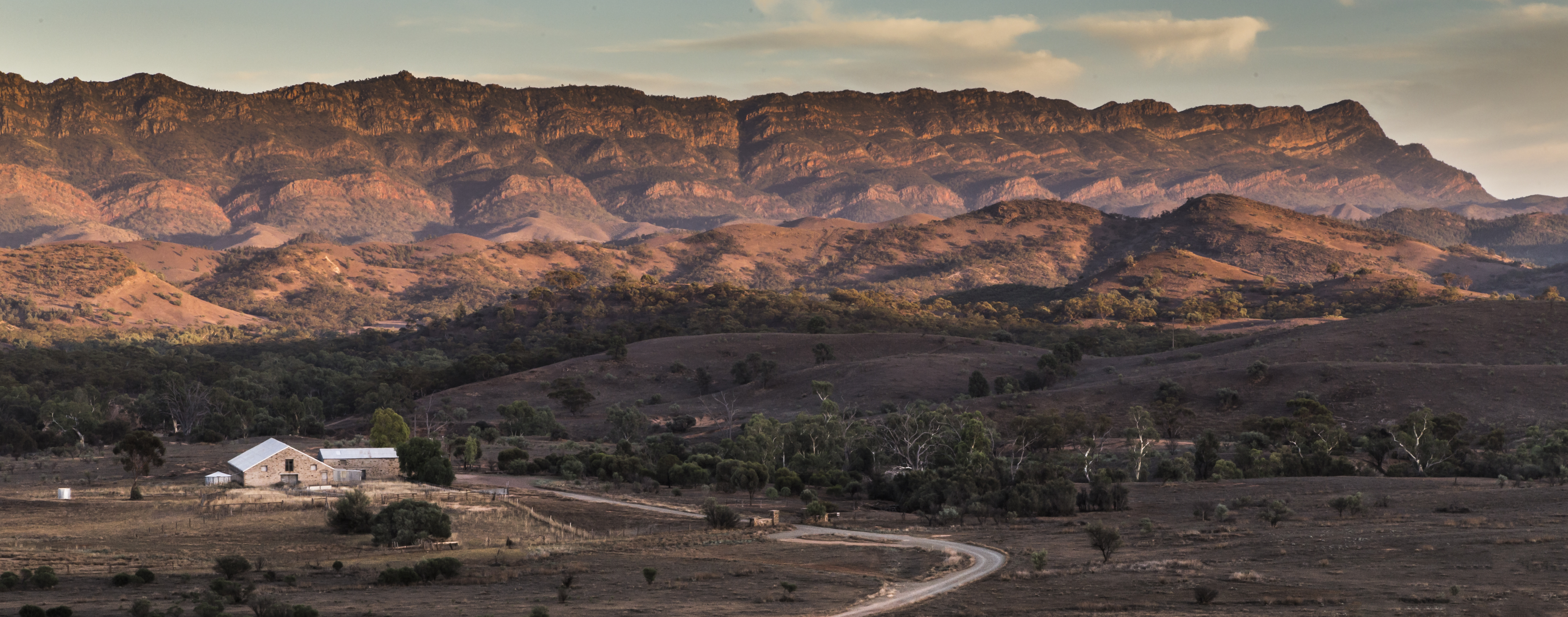 Arkaba_Flinders-Ranges_Woolshed-Ranges - Click to view larger version