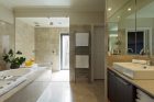The-Louise_Barossa-Valley_Seppeltsfield-Suite-Bathroom - Click to view larger version