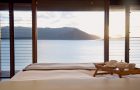 qualia_Great-Barrier-Reef_Windward-Pavilion-bed - Click to view larger version