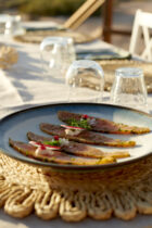 Sal-Salis_Ningaloo-Reef_Cuisine-Table_LLoA - Click to view larger version