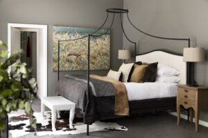 Lake-House_Daylesford_Suite-Interior-cMartina-Gemmola2