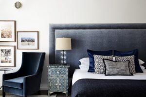 Lake-House_Daylesford_Waterfront-Pool-Studios_Bedroom