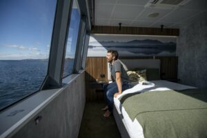 On-Board_Odalisque-III_Southwest-Tasmania_Suite_Man-scaled