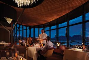 Saffire_Freycinet_Couple-Dining