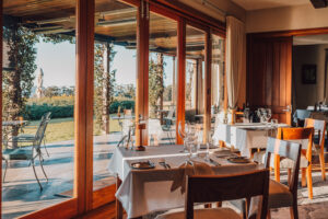 Spicers-Peak-Lodge_Scenic-Rim-Queensland_Dining-Restaurant-Interior