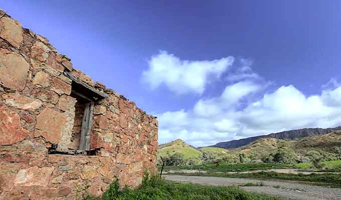 Explore the Flinders Ranges...