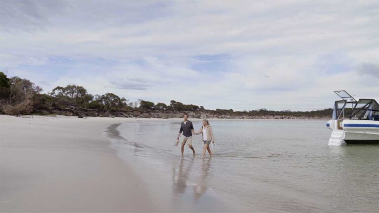 Explore Freycinet Tasmania...