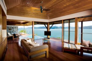 qualia_Great-Barrier-Reef_Windward-Pavilion-Lounge