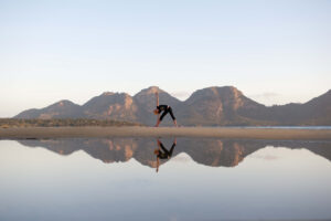 saffire-freycinet_yoga-on-muirs-beach