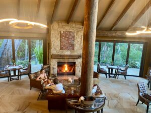 Pretty-Beach-House_Sydney-Surrounds_Dining-Couple-Lounge