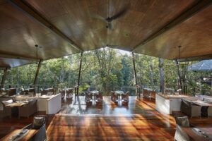 Silky-Oaks-Lodge_The-Daintree_Restaurant-Views