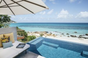 Lizard-Island_Great-Barrier-Reef_The-House_Beachfront-Pool_cElise-Hassey
